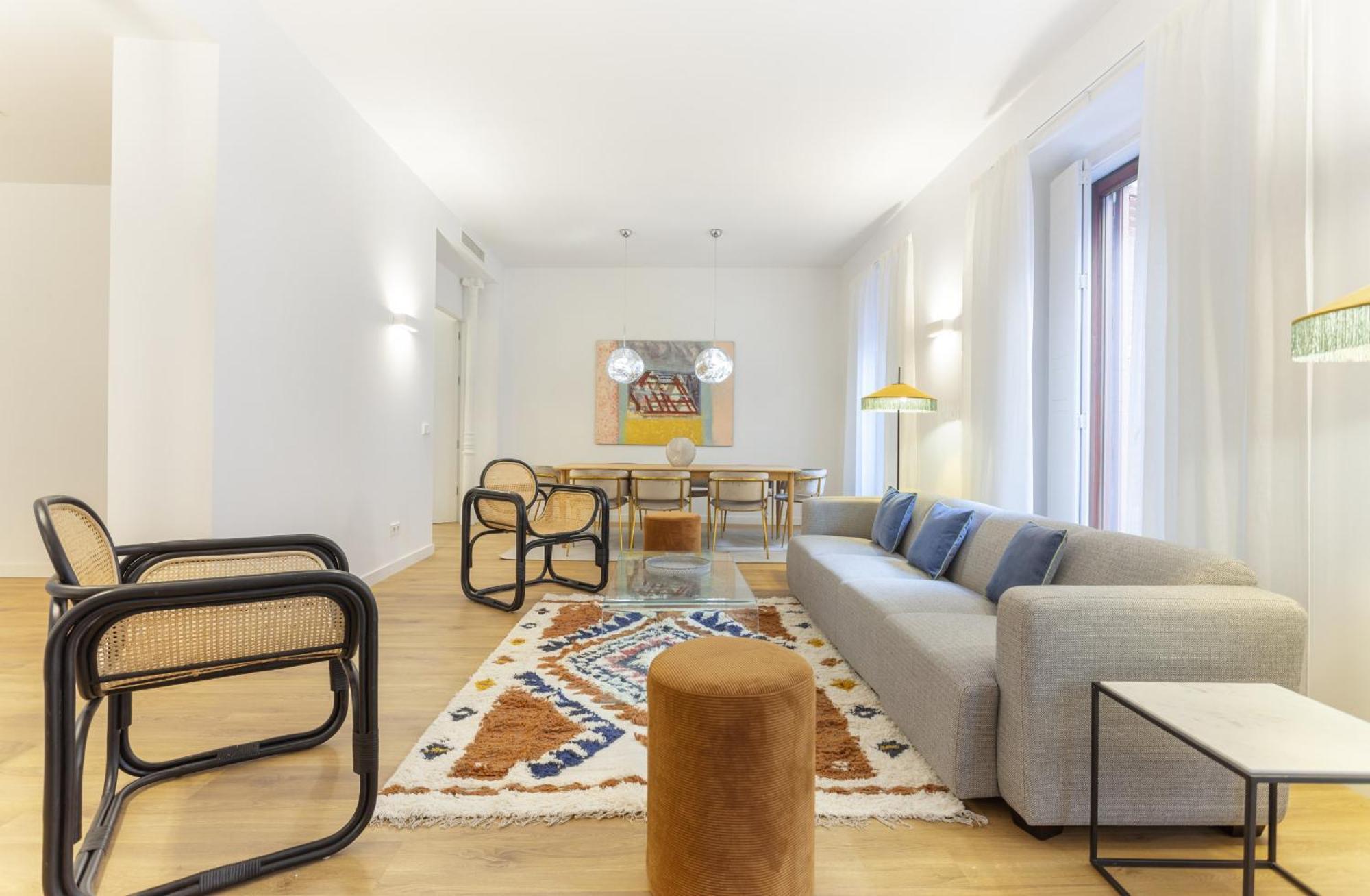 Cibeles Luxe In Madrid Apartment Екстериор снимка