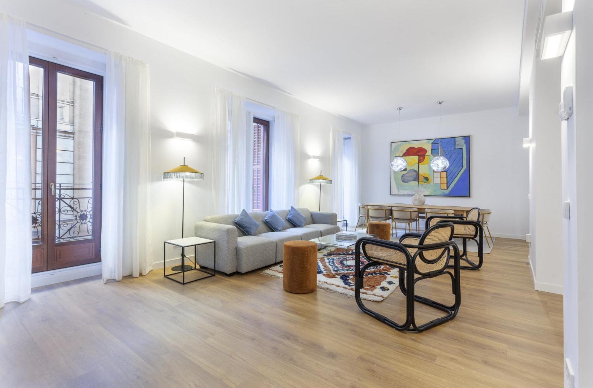 Cibeles Luxe In Madrid Apartment Екстериор снимка