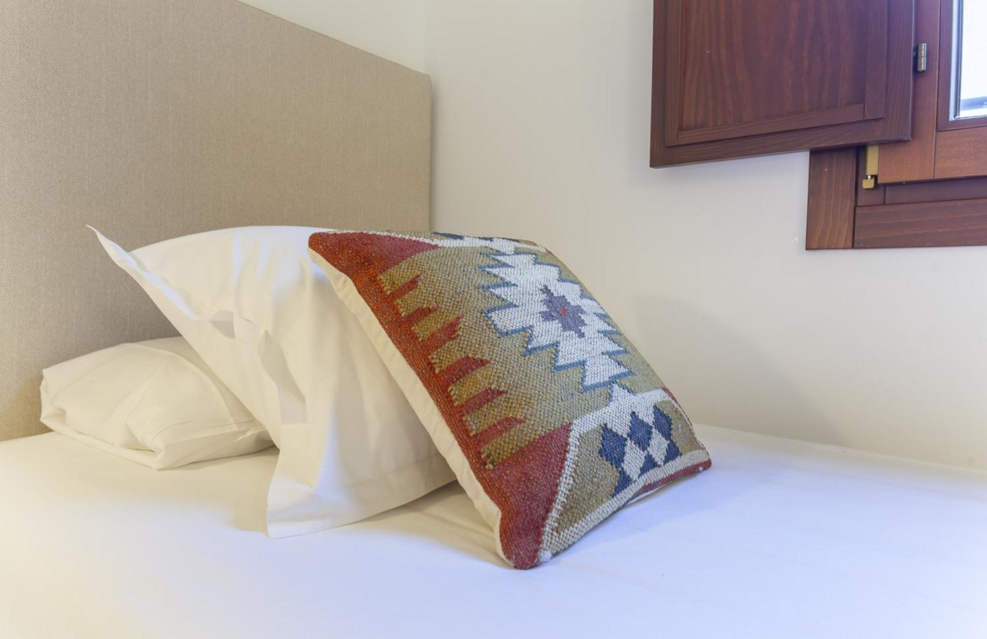 Cibeles Luxe In Madrid Apartment Екстериор снимка