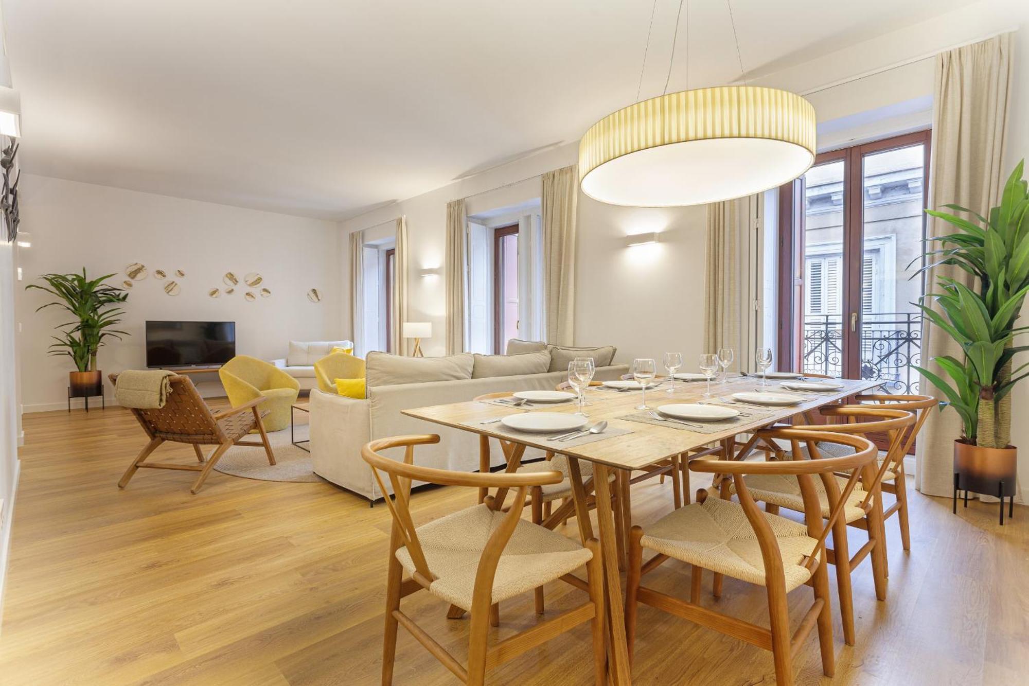 Cibeles Luxe In Madrid Apartment Екстериор снимка