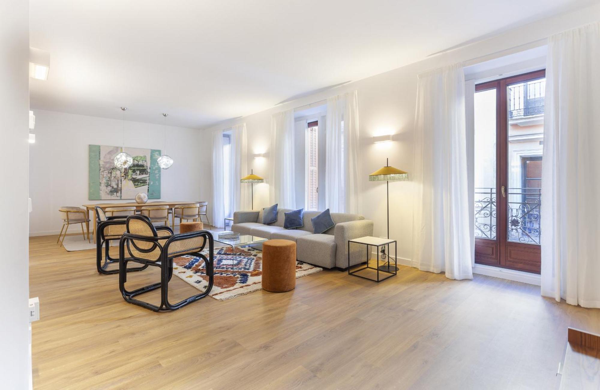 Cibeles Luxe In Madrid Apartment Екстериор снимка