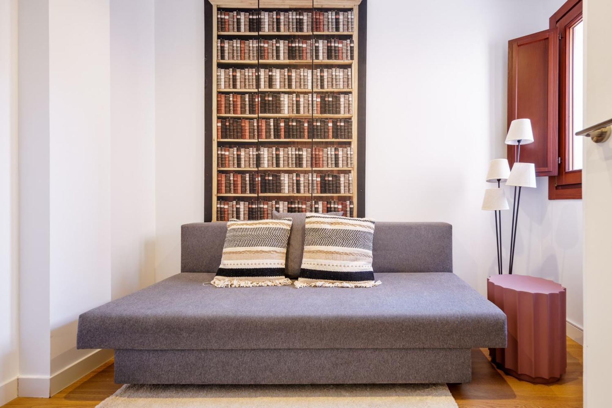 Cibeles Luxe In Madrid Apartment Екстериор снимка